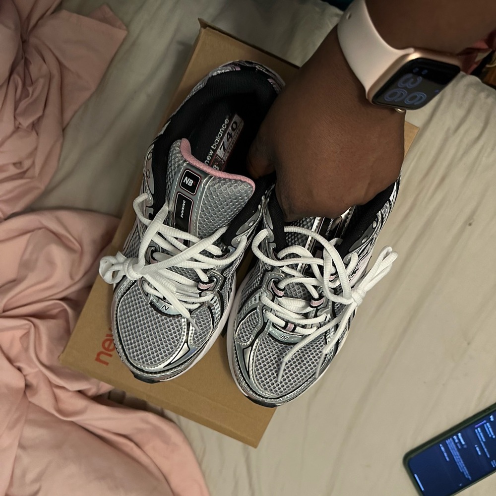 New Balance Sneakers